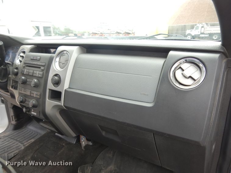 image for item DJ4452 2011 Ford F150  SuperCrew pickup truck