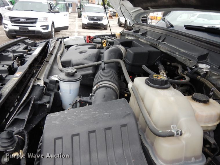 image for item DJ4453 2013 Ford F250 Super Duty  utility bed pickup truck