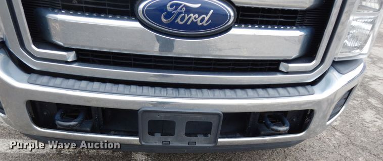 image for item DJ4453 2013 Ford F250 Super Duty  utility bed pickup truck