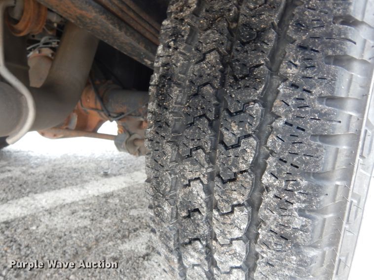 image for item DJ4453 2013 Ford F250 Super Duty  utility bed pickup truck