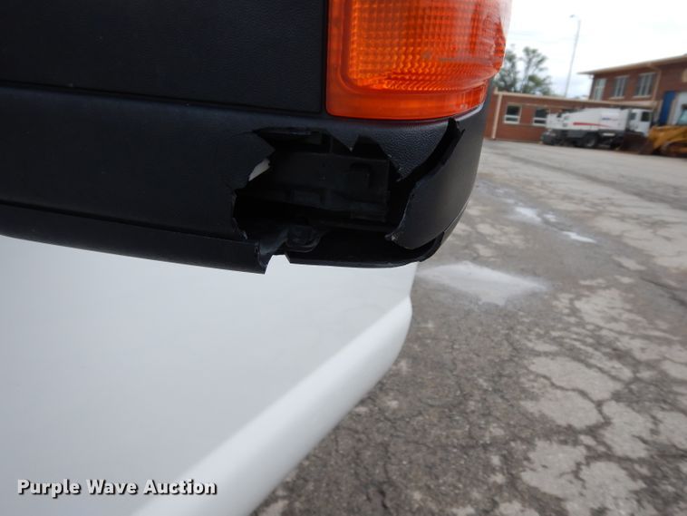 image for item DJ4453 2013 Ford F250 Super Duty  utility bed pickup truck