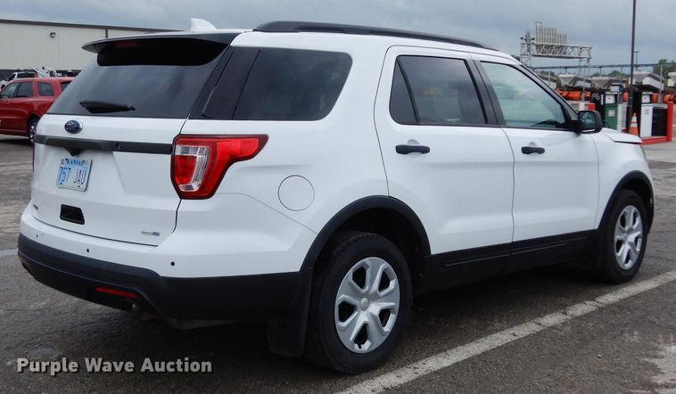 image for item DJ4456 2016 Ford Explorer Police Interceptor  SUV