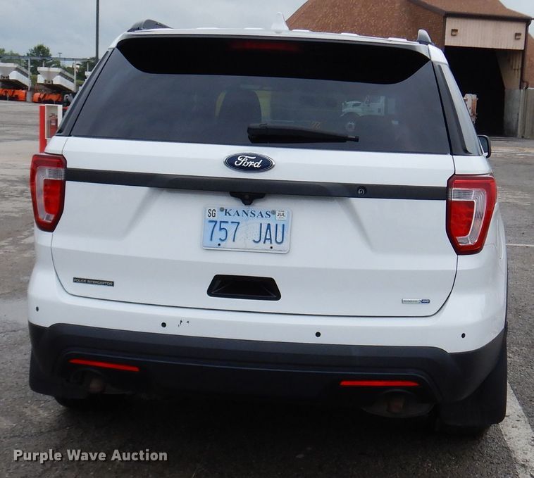 image for item DJ4456 2016 Ford Explorer Police Interceptor  SUV