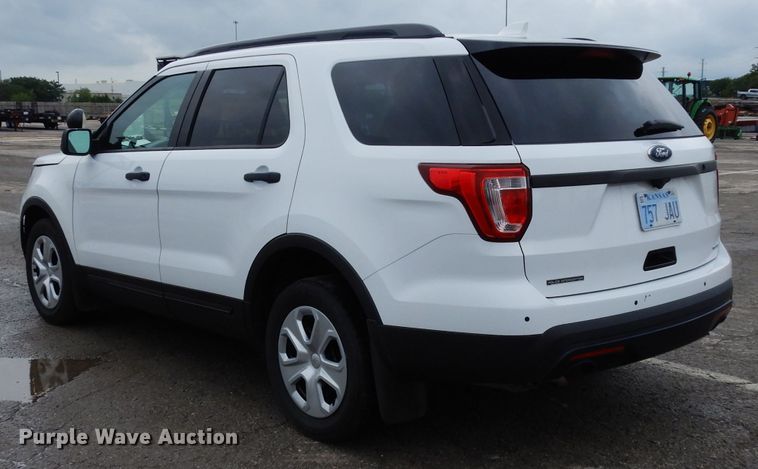 image for item DJ4456 2016 Ford Explorer Police Interceptor  SUV