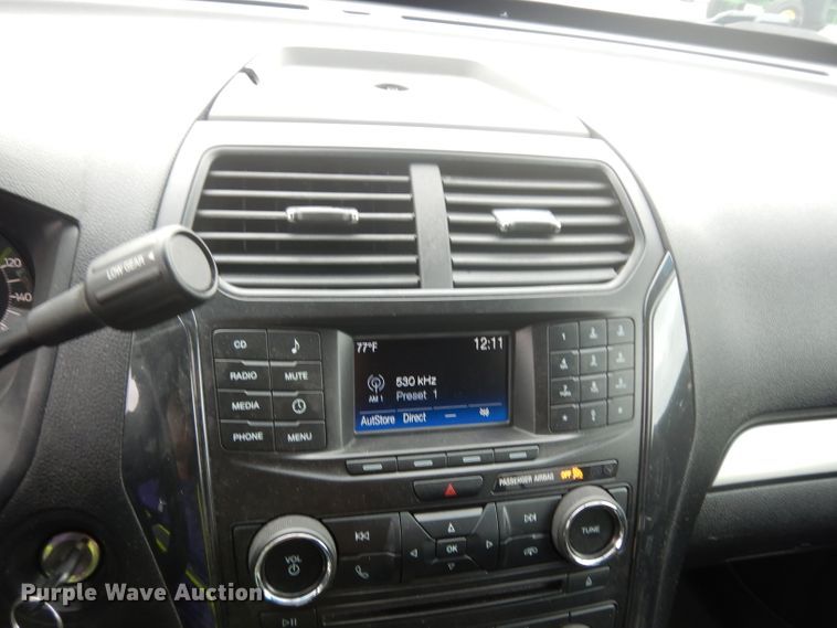 image for item DJ4456 2016 Ford Explorer Police Interceptor  SUV