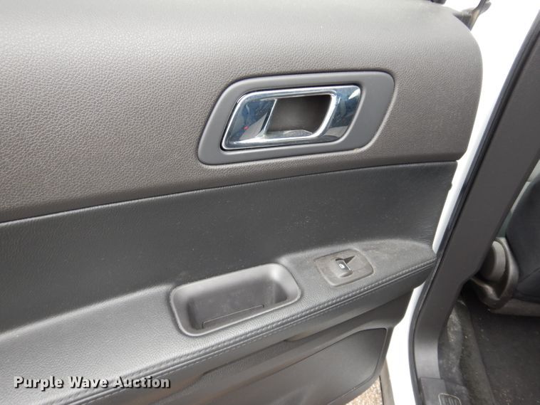 image for item DJ4457 2015 Ford Explorer Police Interceptor  SUV