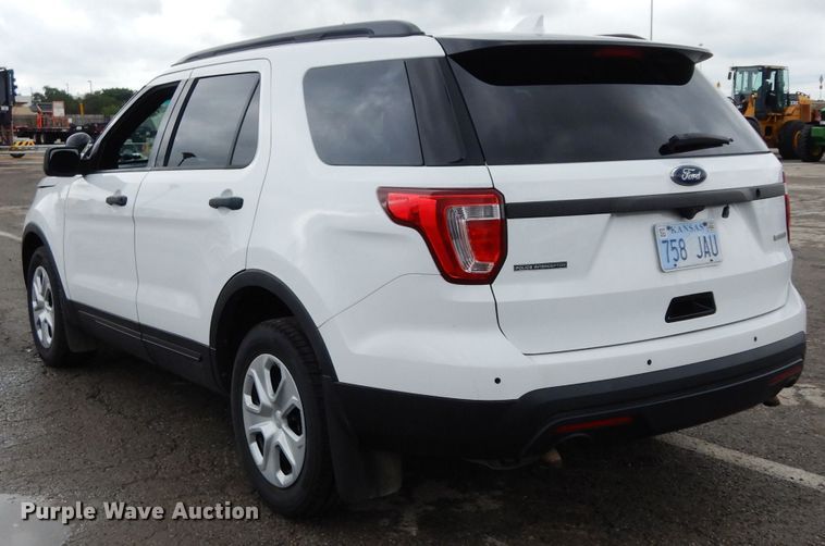 image for item DJ4458 2016 Ford Explorer Police Interceptor  SUV
