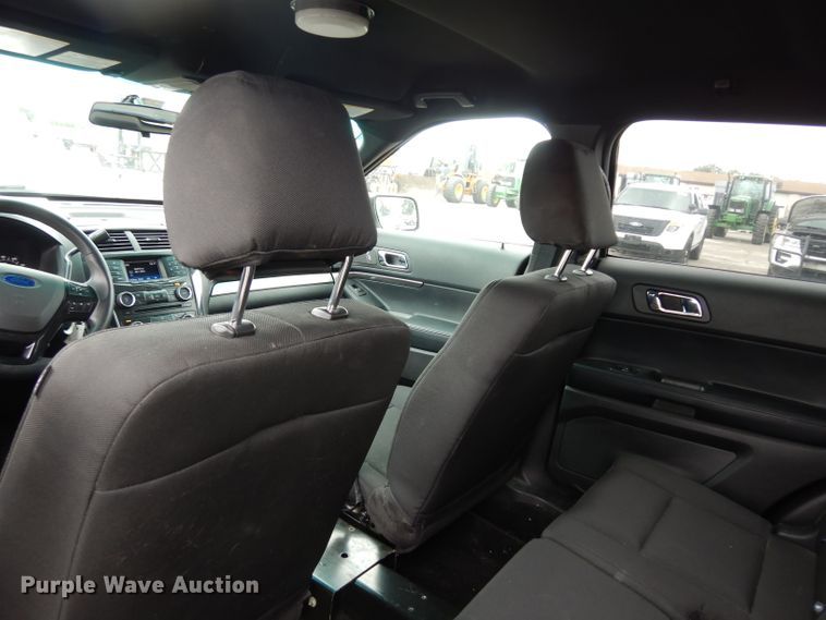 image for item DJ4458 2016 Ford Explorer Police Interceptor  SUV