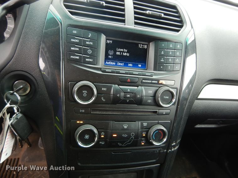 image for item DJ4458 2016 Ford Explorer Police Interceptor  SUV