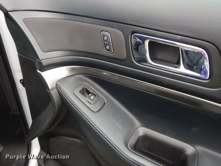 image for item DJ4458 2016 Ford Explorer Police Interceptor  SUV