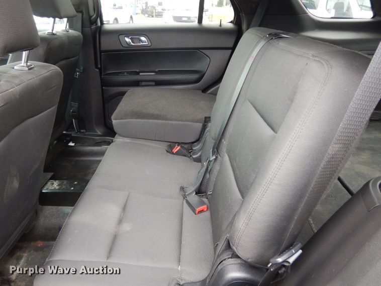 image for item DJ4459 2017 Ford Explorer Police Interceptor  SUV