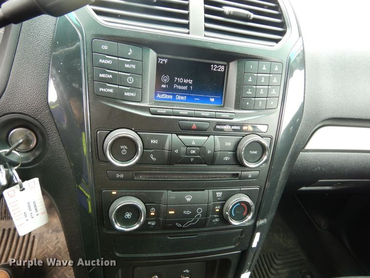 image for item DJ4459 2017 Ford Explorer Police Interceptor  SUV