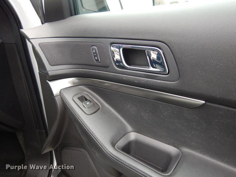 image for item DJ4460 2015 Ford Explorer Police Interceptor  SUV