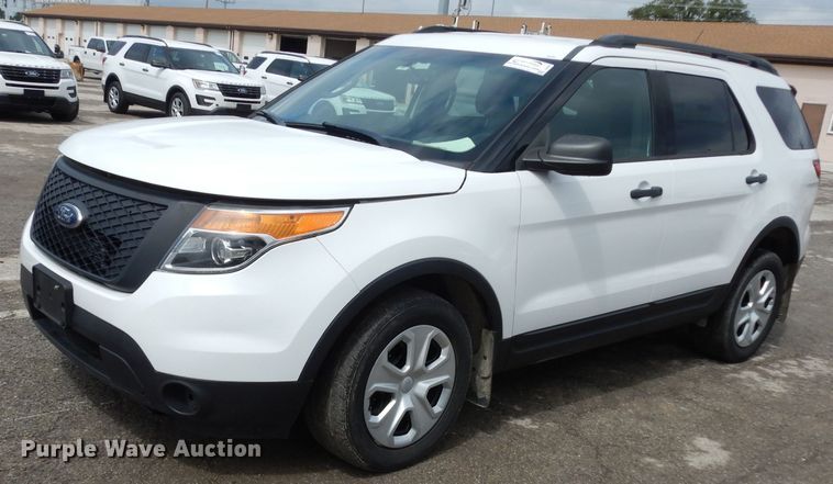 image for item DJ4461 2015 Ford Explorer Police Interceptor  SUV