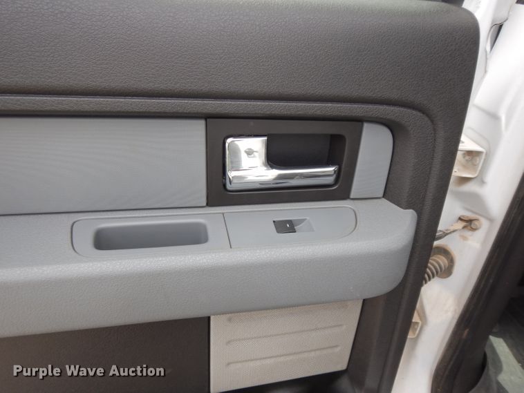 image for item DJ4462 2014 Ford F150  SuperCrew pickup truck