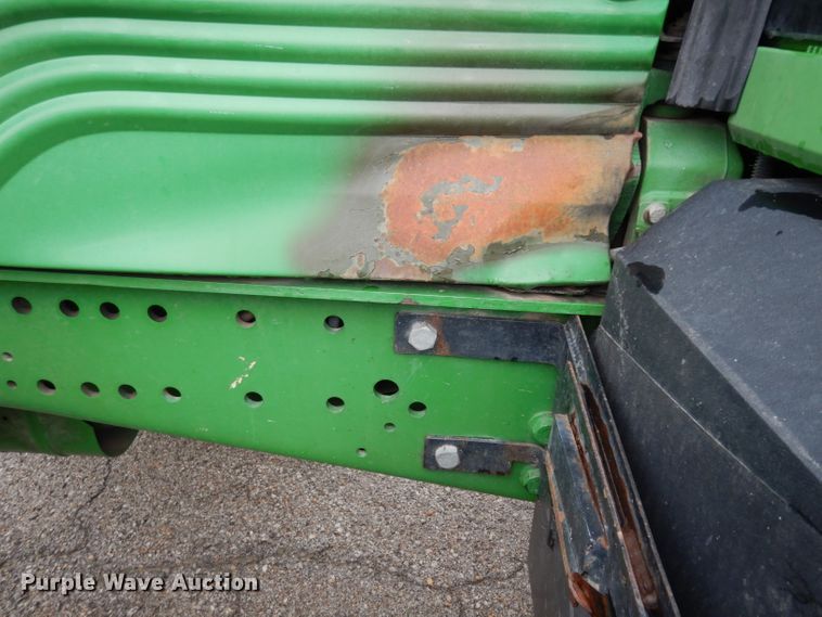 image for item DJ4466 John Deere 7220  MFWD tractor