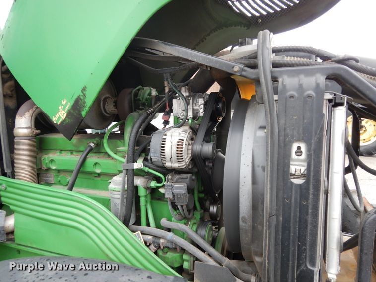 image for item DJ4466 John Deere 7220  MFWD tractor