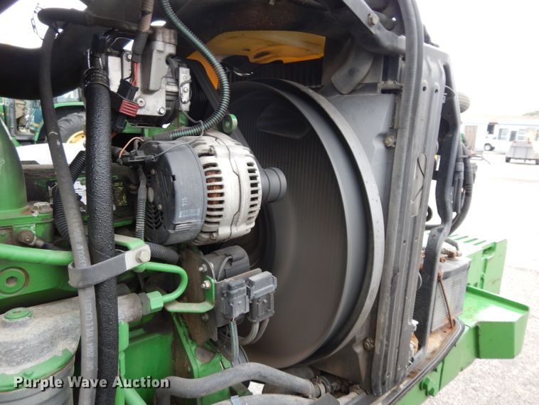 image for item DJ4466 John Deere 7220  MFWD tractor