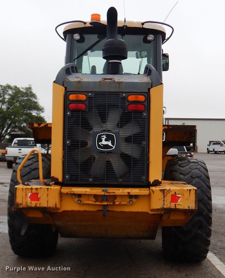 image for item DJ4467 2005 John Deere 624J  wheel loader