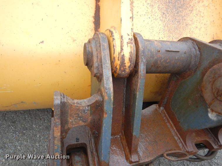 image for item DJ4467 2005 John Deere 624J  wheel loader