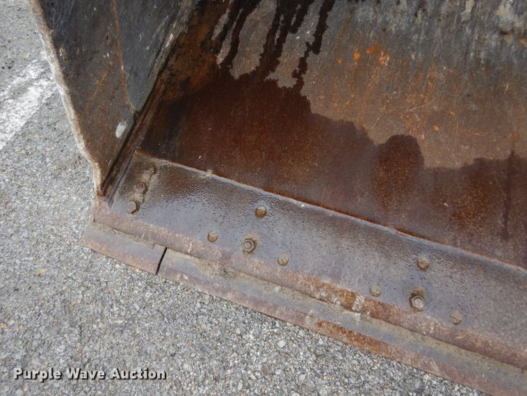 image for item DJ4467 2005 John Deere 624J  wheel loader