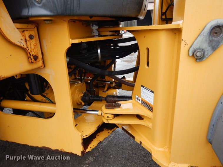 image for item DJ4467 2005 John Deere 624J  wheel loader