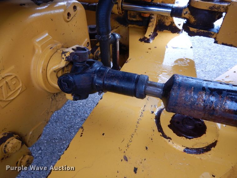 image for item DJ4467 2005 John Deere 624J  wheel loader