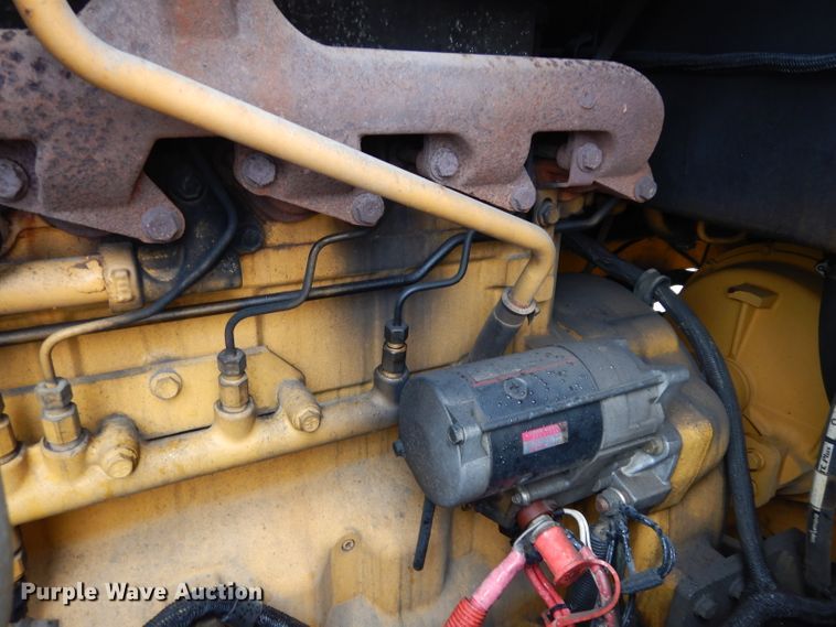 image for item DJ4467 2005 John Deere 624J  wheel loader