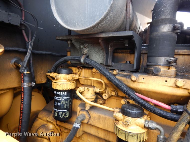 image for item DJ4467 2005 John Deere 624J  wheel loader