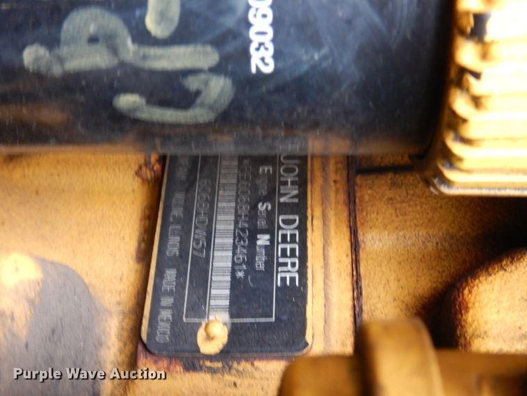 image for item DJ4467 2005 John Deere 624J  wheel loader