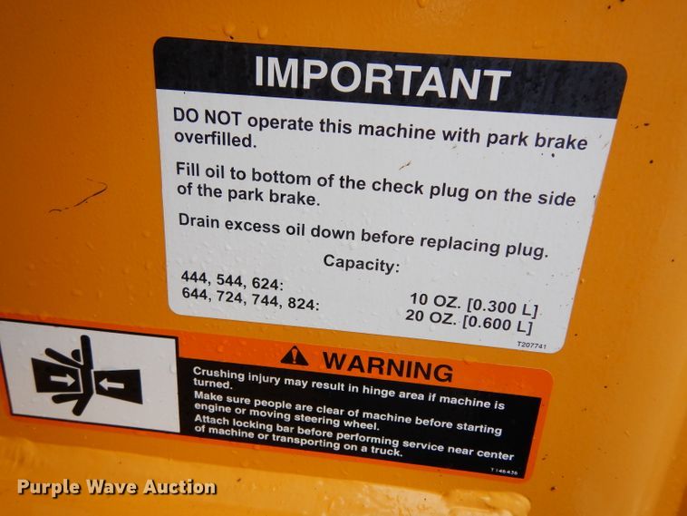 image for item DJ4467 2005 John Deere 624J  wheel loader