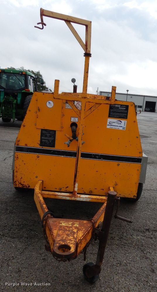 image for item DJ4472 1988 Leroy Dresser 185  air compressor