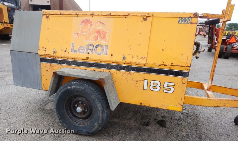 image for item DJ4472 1988 Leroy Dresser 185  air compressor