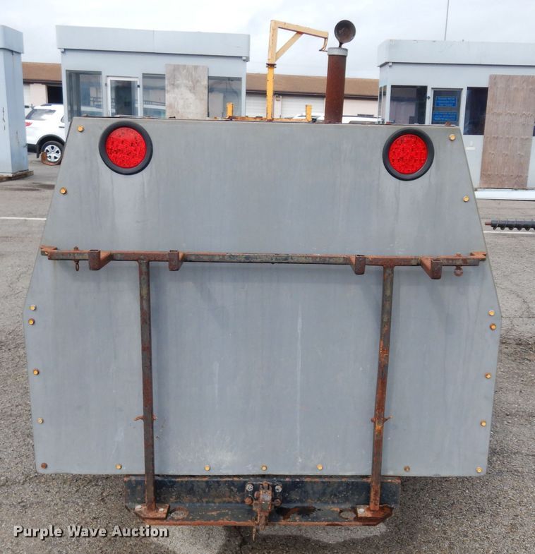 image for item DJ4472 1988 Leroy Dresser 185  air compressor