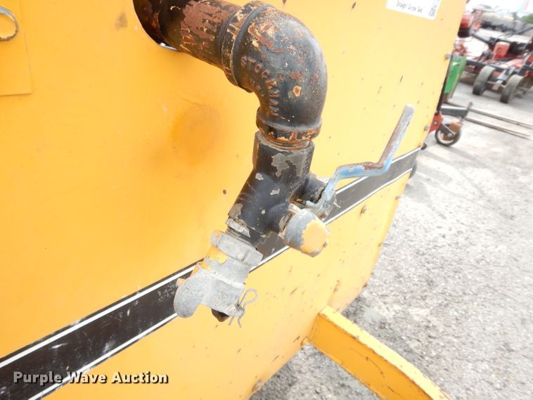 image for item DJ4472 1988 Leroy Dresser 185  air compressor