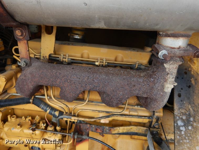 image for item DJ4472 1988 Leroy Dresser 185  air compressor