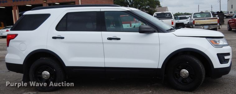 image for item DJ4478 2016 Ford Explorer Police Interceptor  SUV
