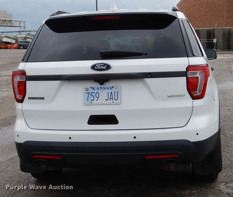 image for item DJ4478 2016 Ford Explorer Police Interceptor  SUV