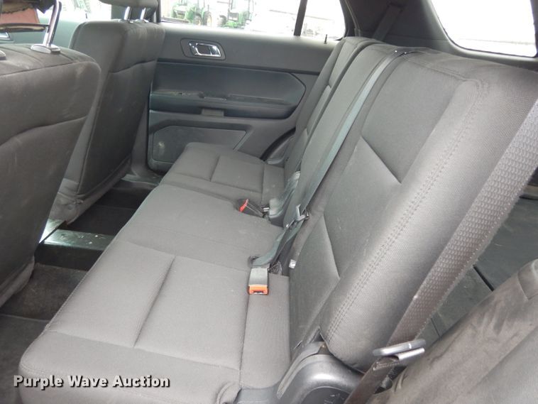 image for item DJ4478 2016 Ford Explorer Police Interceptor  SUV