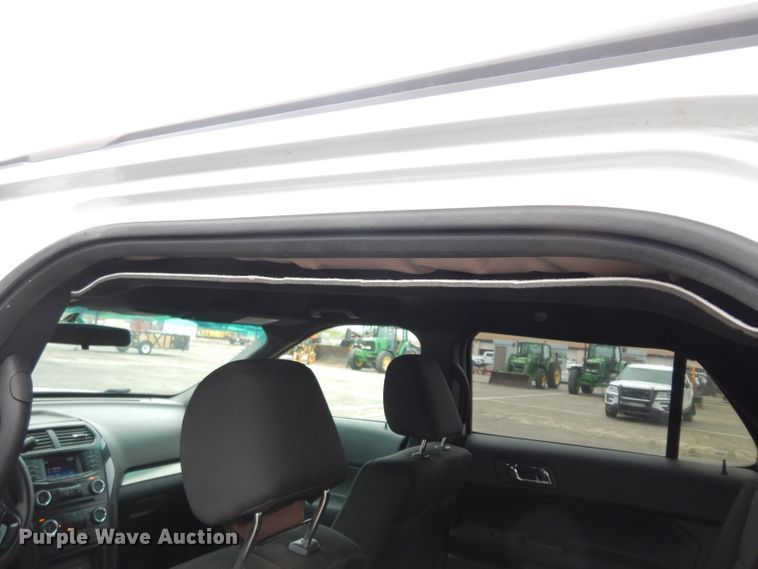 image for item DJ4478 2016 Ford Explorer Police Interceptor  SUV