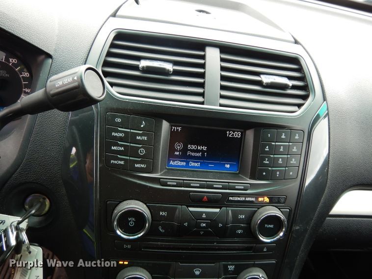 image for item DJ4478 2016 Ford Explorer Police Interceptor  SUV