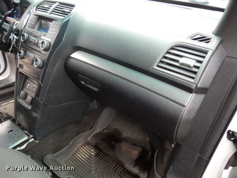 image for item DJ4478 2016 Ford Explorer Police Interceptor  SUV