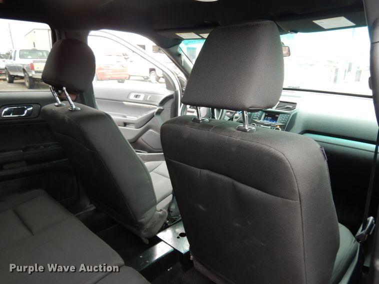 image for item DJ4478 2016 Ford Explorer Police Interceptor  SUV