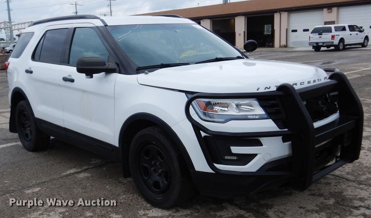 image for item DJ4479 2017 Ford Explorer Police Interceptor  SUV