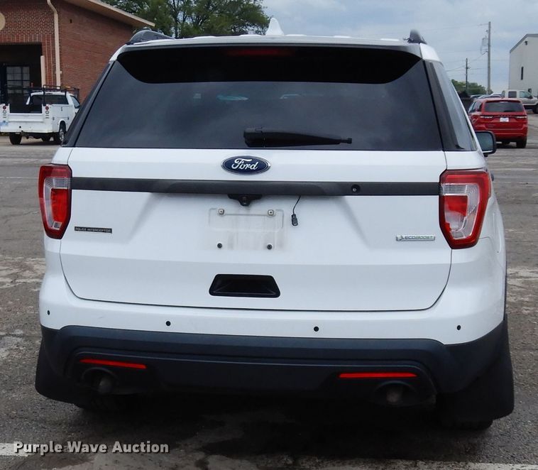 image for item DJ4479 2017 Ford Explorer Police Interceptor  SUV