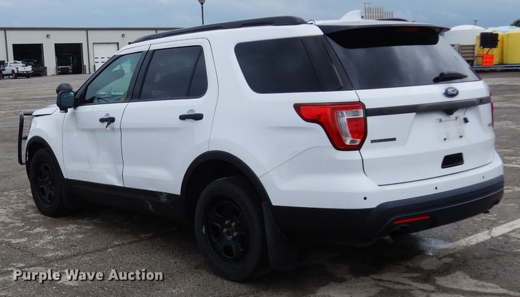 image for item DJ4479 2017 Ford Explorer Police Interceptor  SUV