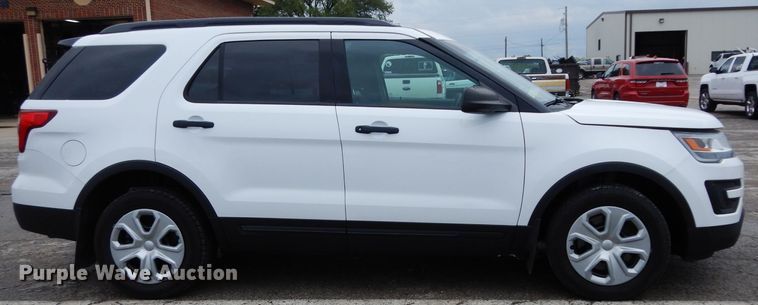 image for item DJ4480 2016 Ford Explorer Police Interceptor  SUV