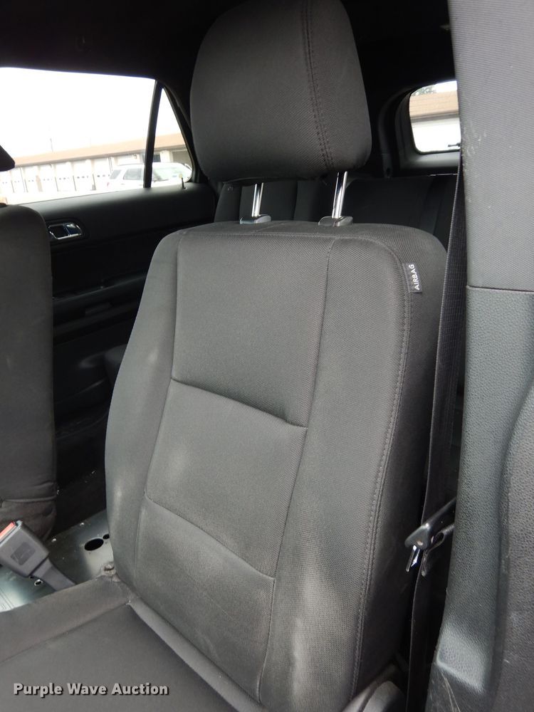 image for item DJ4480 2016 Ford Explorer Police Interceptor  SUV