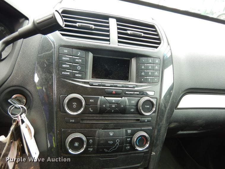 image for item DJ4480 2016 Ford Explorer Police Interceptor  SUV