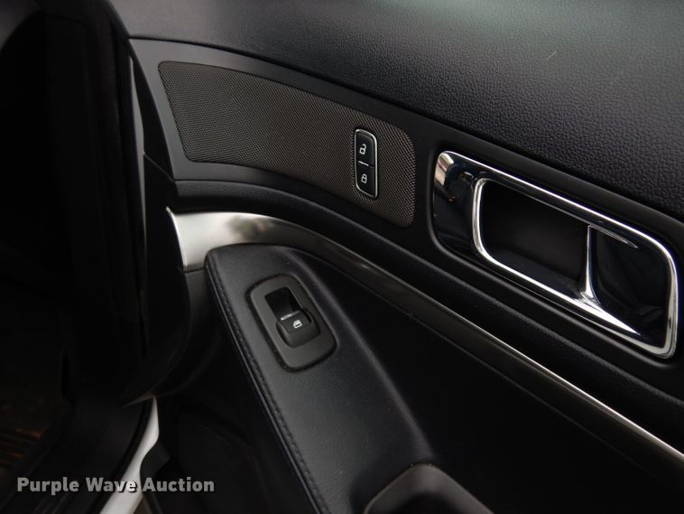 image for item DJ4480 2016 Ford Explorer Police Interceptor  SUV